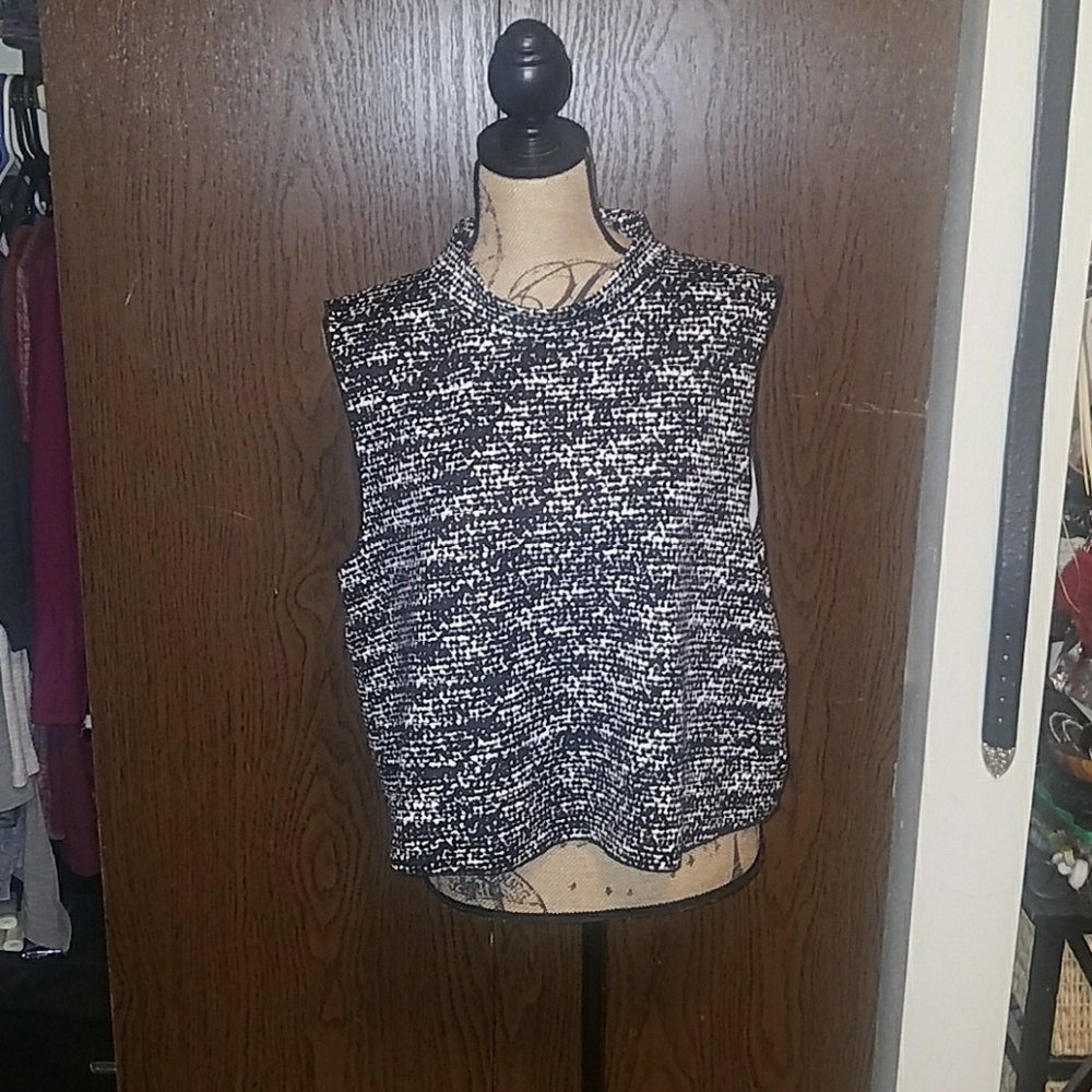 Vince Camuto Top